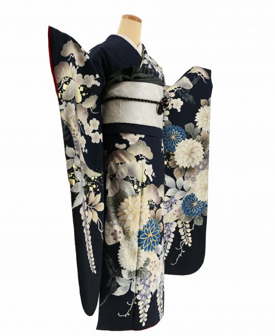 成人式振袖[キレイ系]濃紺に白と青の菊、松、藤の花[身長154cmまで]No.1098